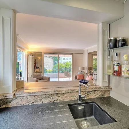 Immogroom - 2 Bedroom - Air Conditioning - Wifi - Terrace - Common Parking * קאן