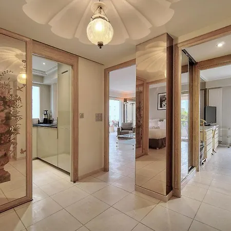 Immogroom - 2 Bedroom - Air Conditioning - Wifi - Terrace - Common Parking דירה